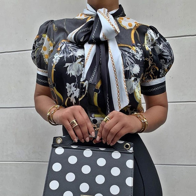 Blusa con linterna floral